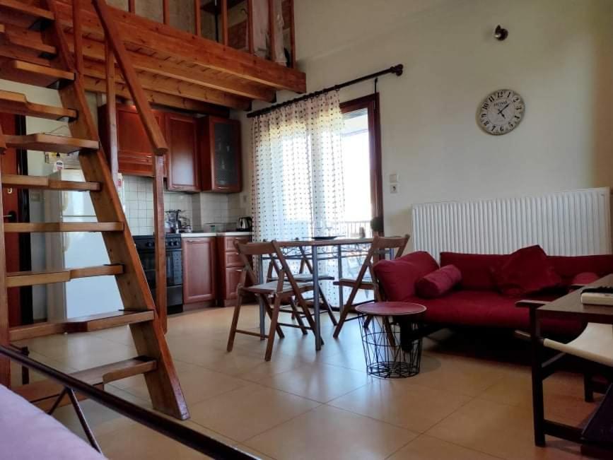 Deili Studio Loft Каламата Екстериор снимка
