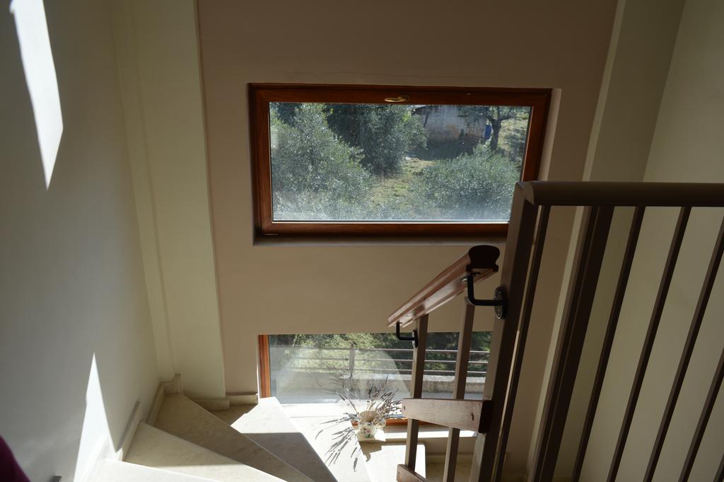 Deili Studio Loft Каламата Екстериор снимка