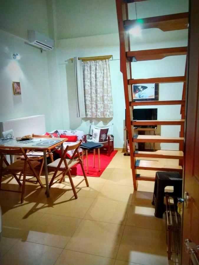 Deili Studio Loft Каламата Екстериор снимка
